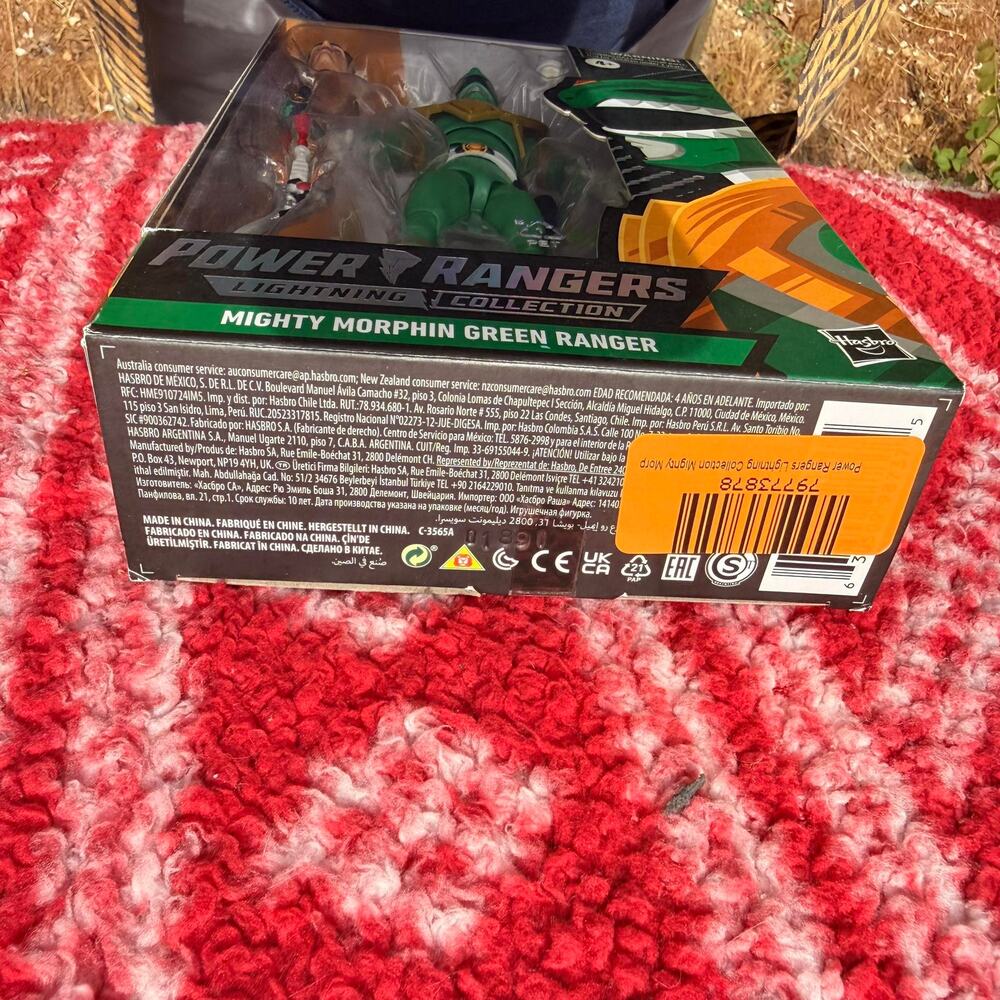 Power Rangers Lightning Collection Green Ranger Spectrum Edition NIB Glow Foil - Picture 3 of 4